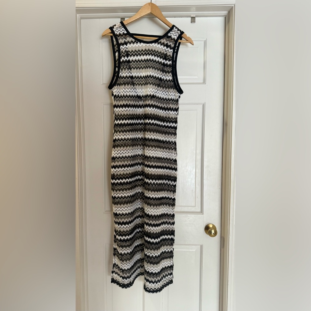 MIKEN Swim Black, Gray and White Chevron Crochet Swimsuit Coverup